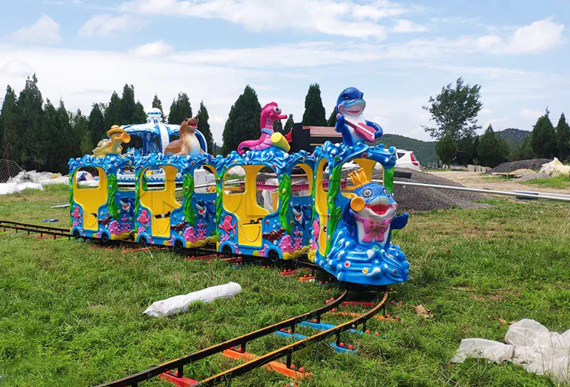 12-seat crown carousel pink